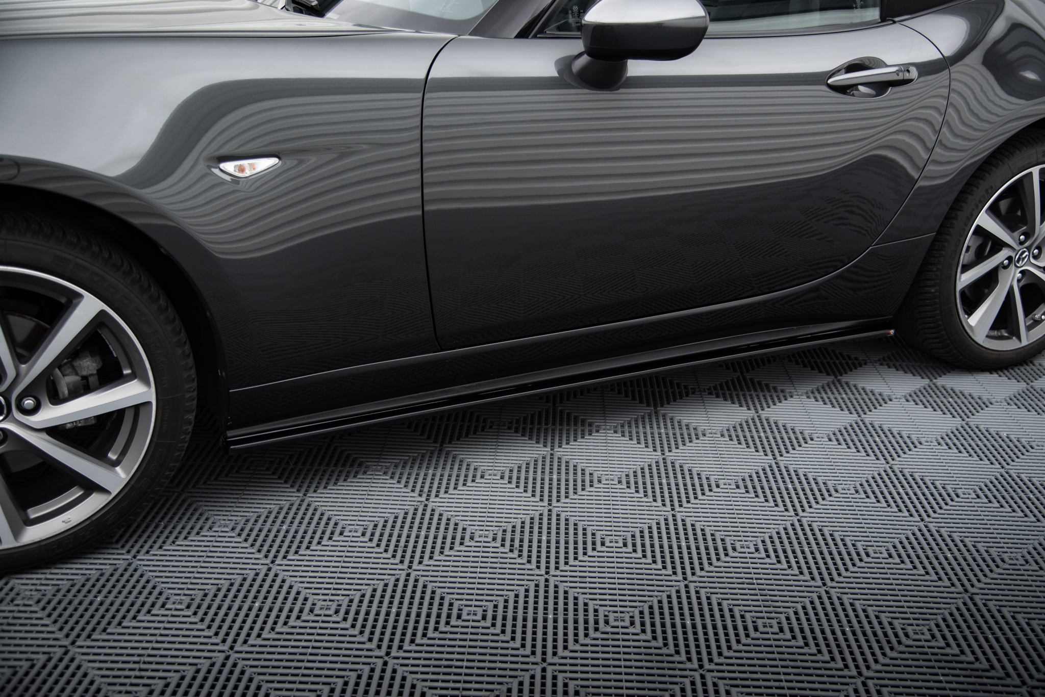 Sideskjørt Mazda MX-5 ND (Mk4)