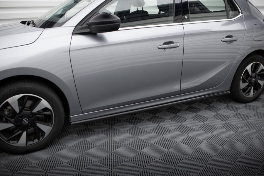 Sideskjørt Opel Corsa F ( Mk6) – bilde 1 av 5