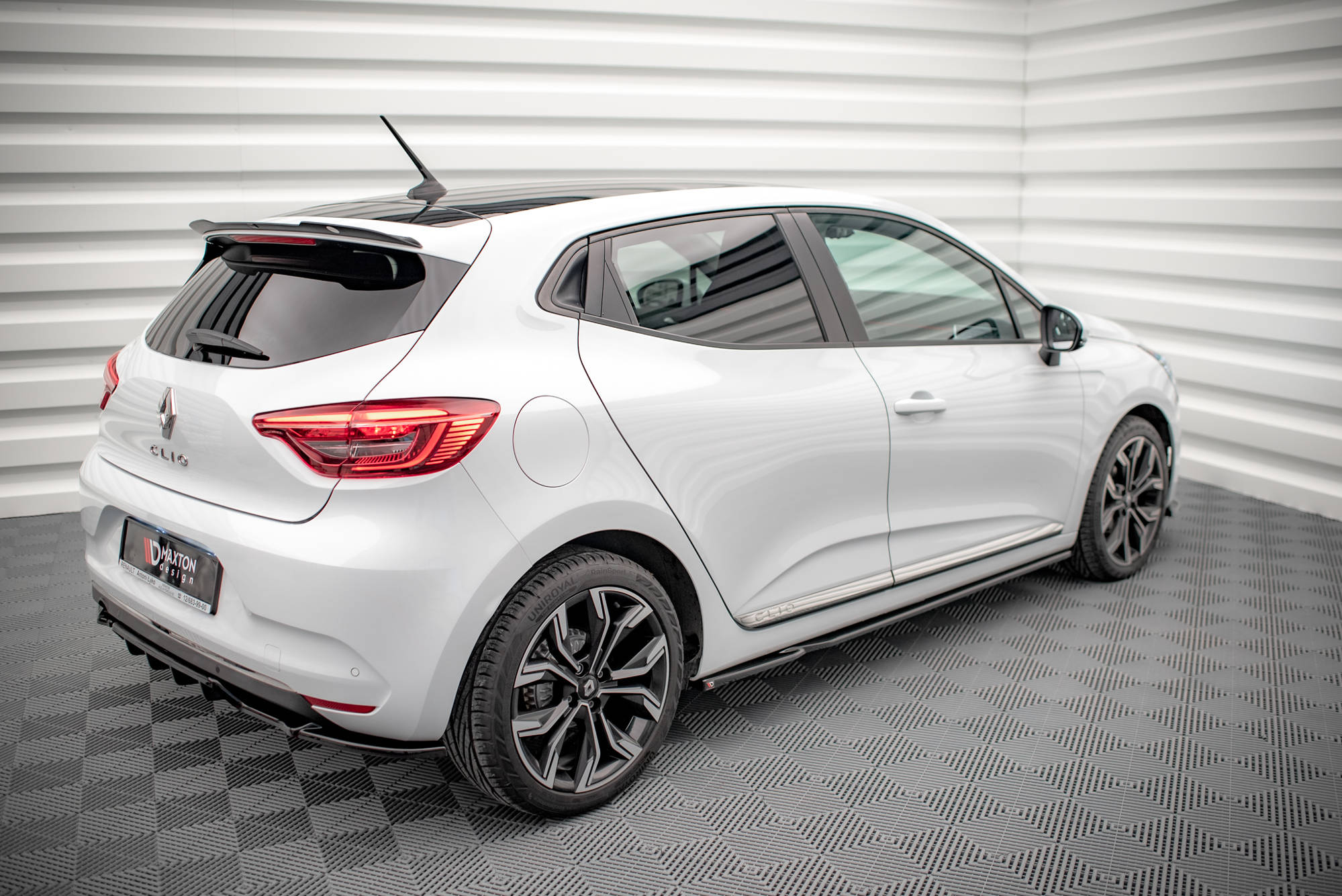 Sideskjørt Renault Clio Mk5 - Bilde 2