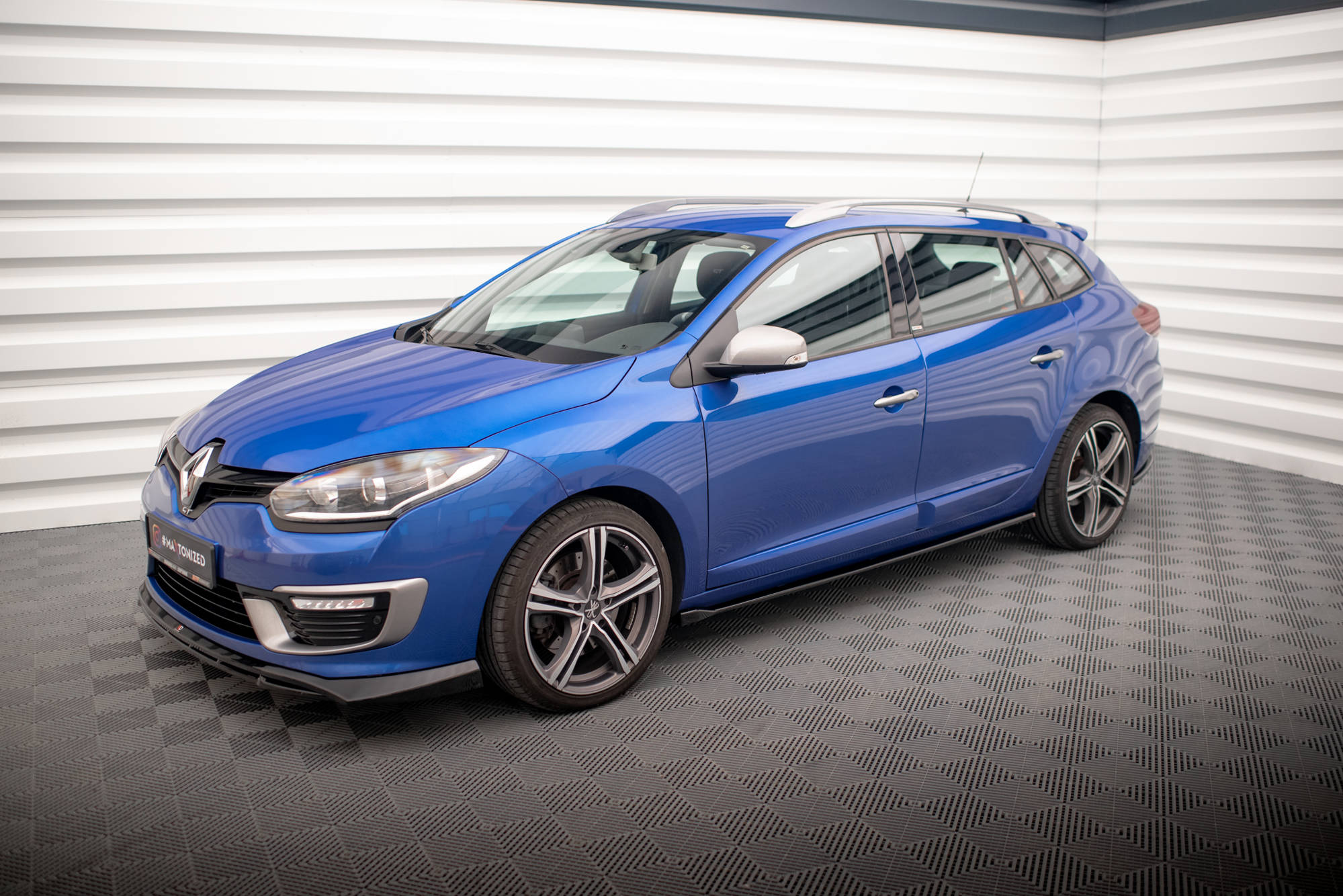 Sideskjørt Renault Megane GT Line Grandtour Mk3 Facelift - Bilde 3