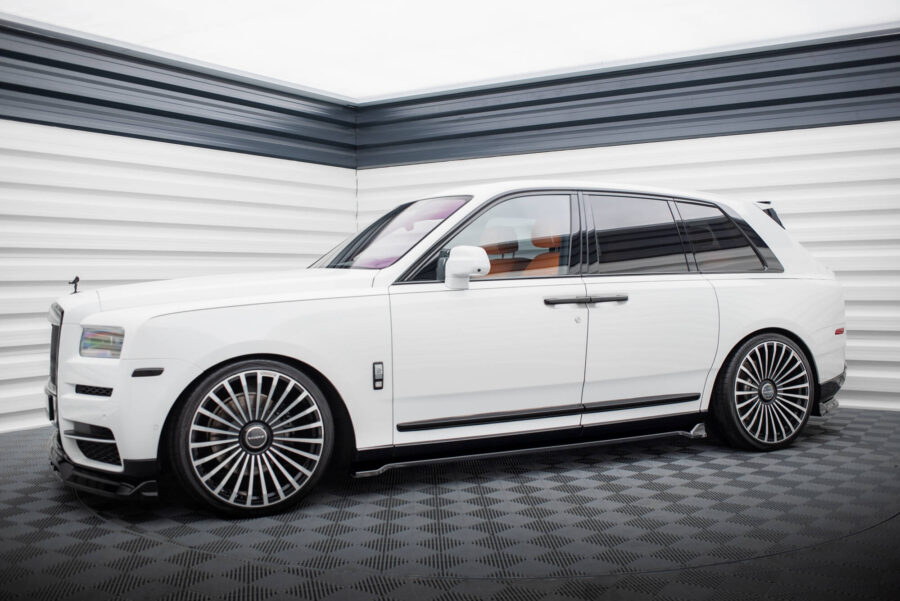 Sideskjørt Rolls Royce Cullinan – bilde 2 av 5