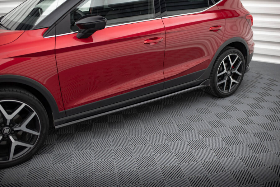 Sideskjørt Seat Arona FR Mk1 – bilde 1 av 8