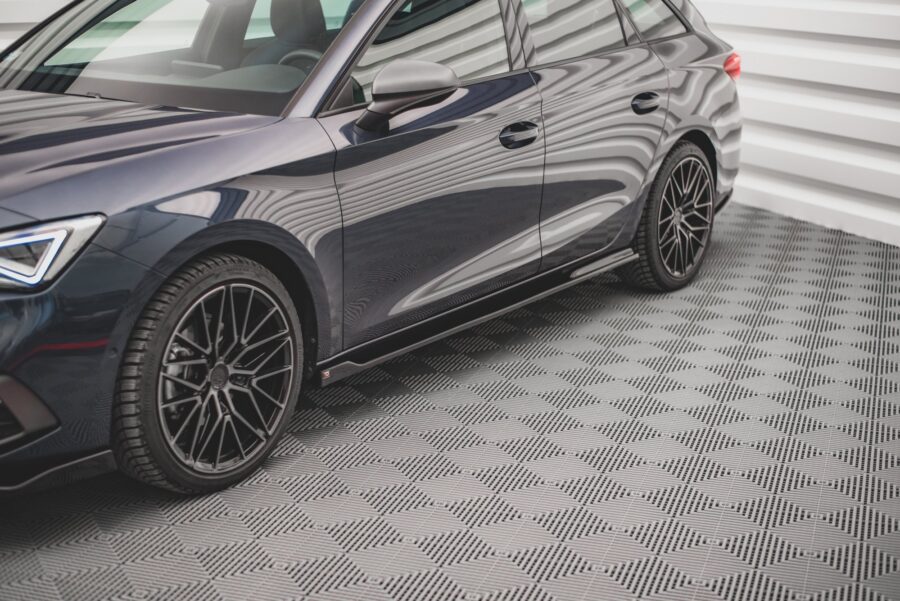 Sideskjørt V.2 Seat Leon FR Mk4 / Cupra Leon – bilde 1 av 4