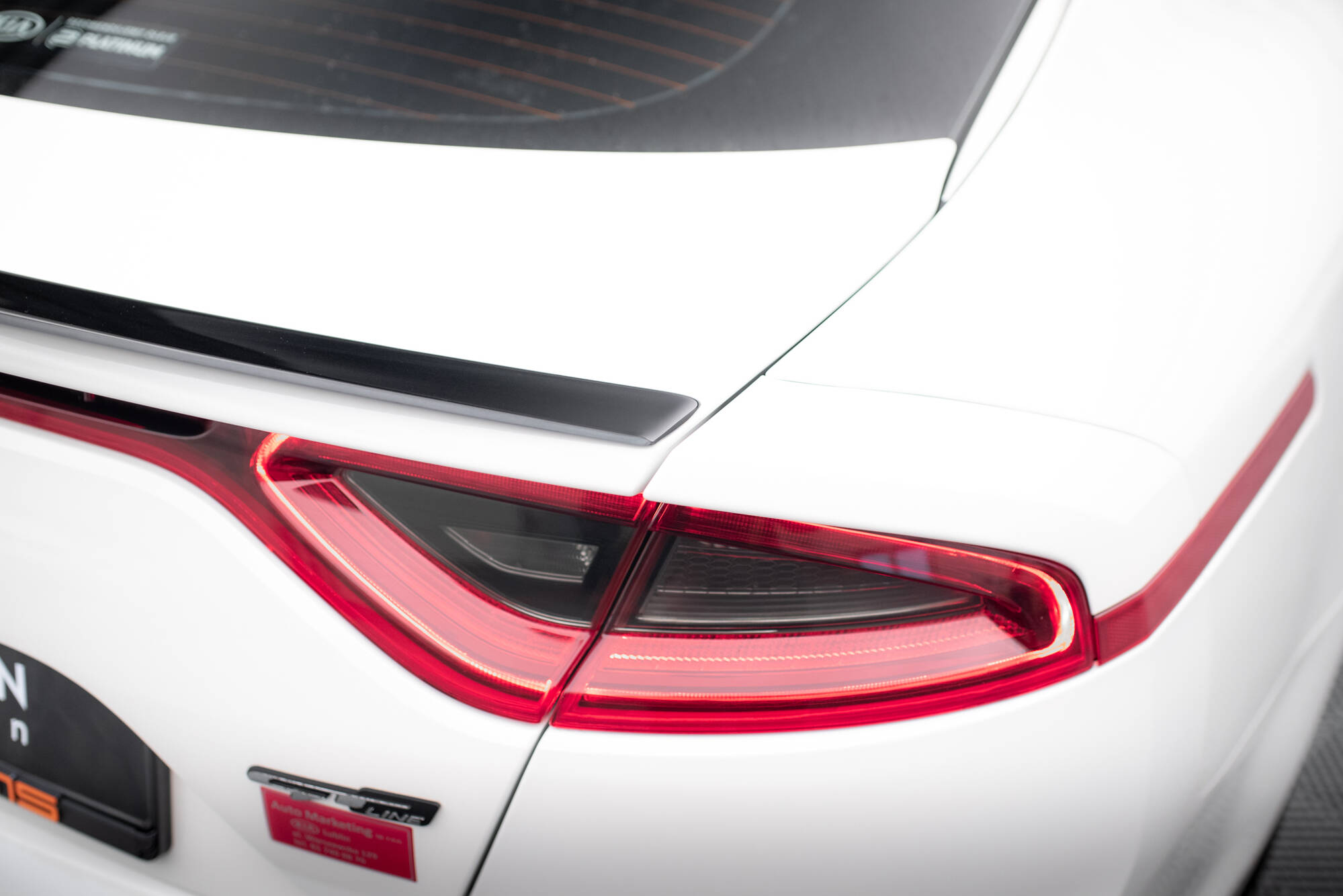 Spoiler Cap Kia Stinger GT / GT-Line / Standard Mk1 - Bilde 3