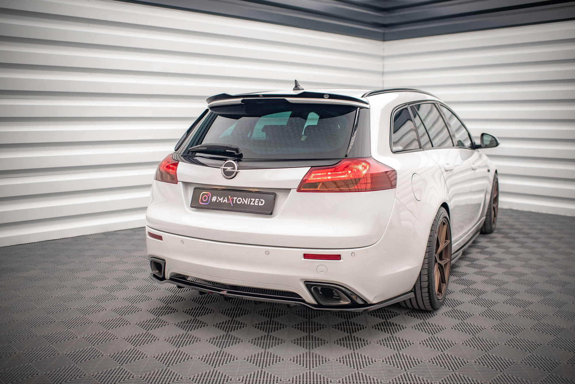 Spoiler Cap Opel Insignia OPC Sports Tourer Mk1 - Bilde 2