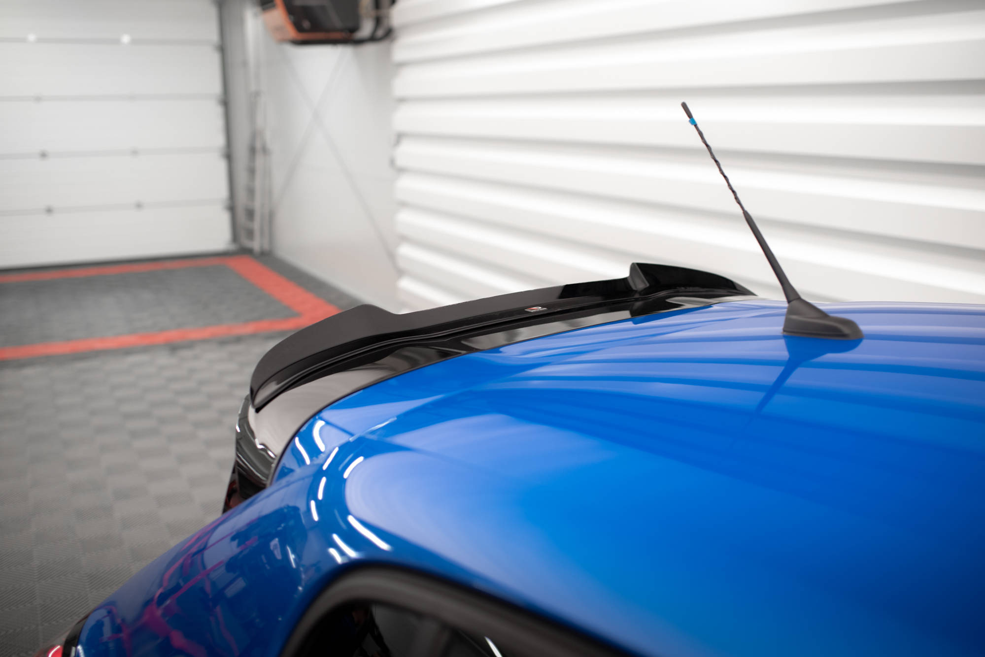 Spoiler Cap V.1 Peugeot 208 Mk2 - Bilde 3