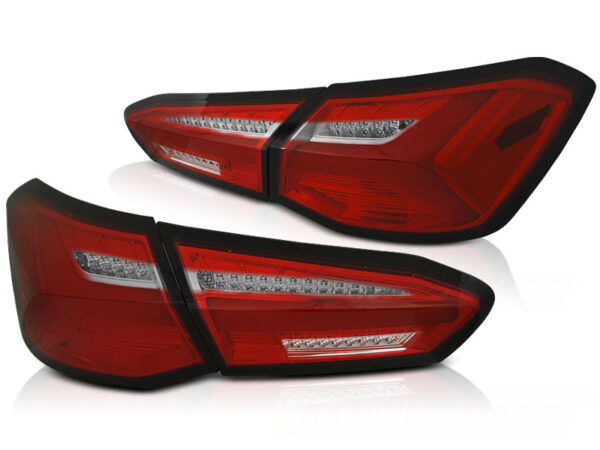 Baklykter Ford Focus 4 18-21 Hatchback LED Bar SEQ Rød/Hvit – bilde 2 av 2