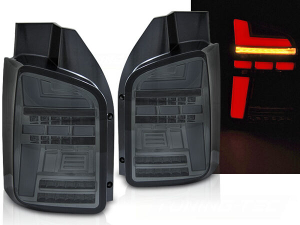 Baklykter VW T5 10-15 Transporter LED Bar SEQ Røykfarget – bilde 1 av 2