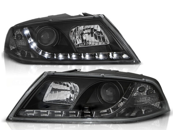 Frontlykter Skoda Octavia 2 03.04-08 Xenon Daylight Svart