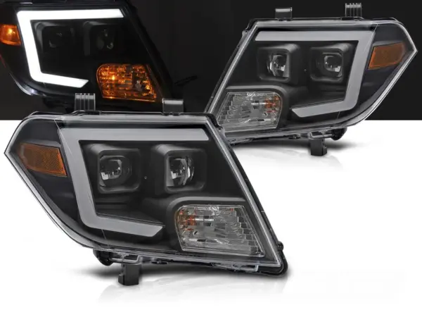 Frontlykter Nissan Frontier 10-14 Rørlys Sort – bilde 1 av 2