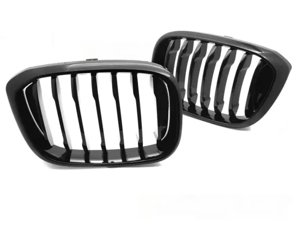 Grill BMW X3 G01 17-21/X4 G02 18-21 Blank Svart