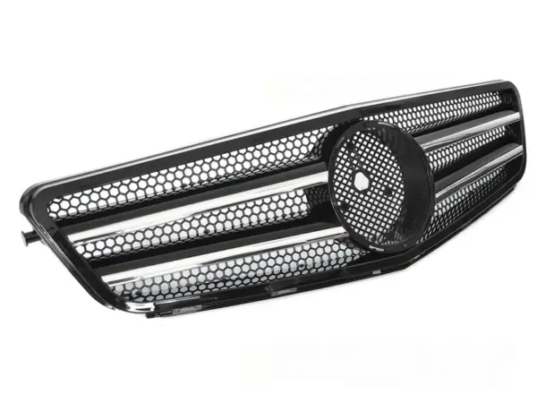Grill Mercedes W204/S204 07-14 CL Style Blank Svart/Krom