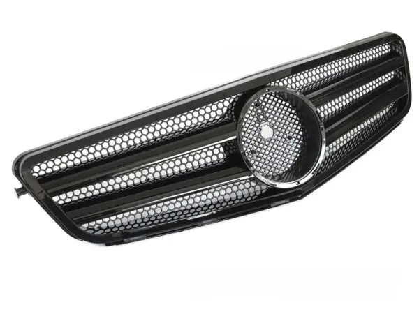 Grill Mercedes W204/S204 07-14 CL Style Blank Svart
